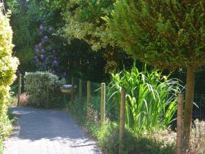 Κήπος έξω από το Holiday Home Voorthuizen near De Veluwe