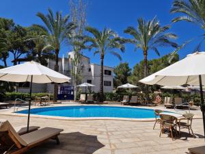 Πισίνα στο ή κοντά στο Apartamentos Los Tilos