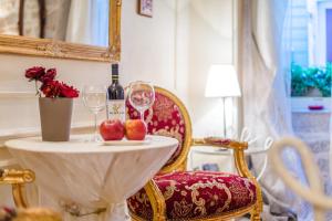 Ein Sitzbereich in der Unterkunft Villa Segalla