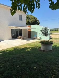 Afbeelding uit fotogalerij van Chambre d'hôtes AU CHAUVET in Bésayes