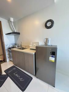 Dapur atau dapur kecil di SiMPLE STUDIO TYPE NEAR MANGO SQUARE