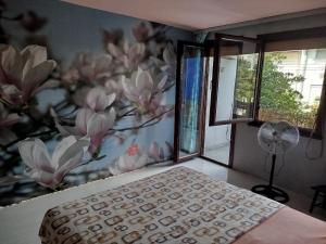 Ένα ή περισσότερα κρεβάτια σε δωμάτιο στο Apartment for two, Kotor, Dobrota