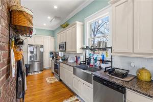 アンダーソンにあるHeart of Downtown, Walk to Dining and Shopsのギャラリーの写真