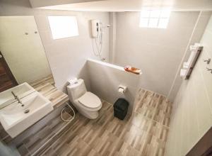 Fotografie z fotogalerie ubytování Dusadee Lim Yoga & Qigong Retreat August 2025 v destinaci Ko Phangan