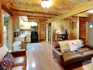 Køkken eller tekøkken på Charlottes Haus