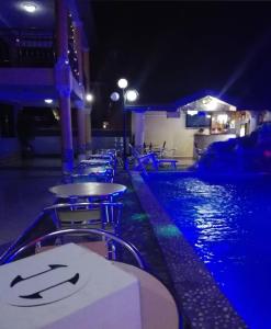 Gambar di galeri bagi F E E B Fiesta Hotel di Tema