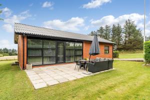 Zahrada ubytování Lovely Holiday Home, Renovated In 2024, Located In Hanstholm By The North Sea