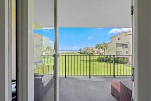 Μπαλκόνι ή βεράντα στο Santa Rosa Dunes Unit 912