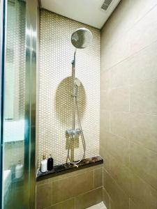 Et badeværelse på Lucentia Premium Hospitality Kuala Lumpur