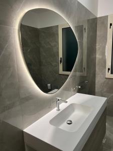 Ένα μπάνιο στο Appartamento Santa House +19 φωτογραφίες