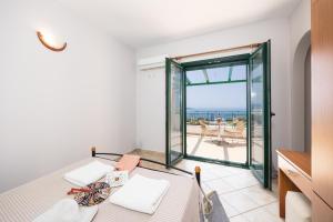 Μια τηλεόραση ή/και κέντρο ψυχαγωγίας στο Villa Vera