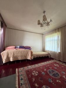 Postel nebo postele na pokoji v ubytování Mountain view in Gabala + 32 fotografií