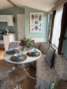 Billede fra billedgalleriet på Slaley Forest Hexham Caravan Retreat Pet Friendly - sleeps 6 i Slaley + 39 billeder