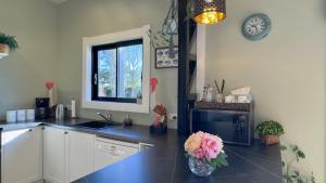 Gallery image of Taupo s best lifestyle vacation in Taupo +7 photos