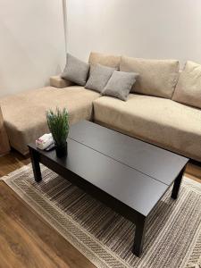 Galeriebild der Unterkunft Elegant Studio with Balcony Sulaymaniyah in Riad + 21 Fotos