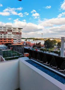 a view from the balcony of a building at Alojamiento zona 12 in Boca Monte
