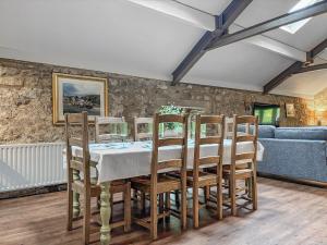Ruang duduk di Cosy Well-Being Barn