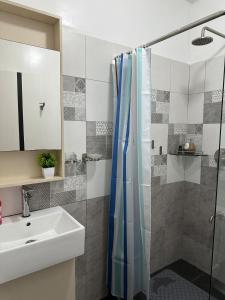 Koupelna v ubytování Restful Escape- 2br with Pool TatuCity