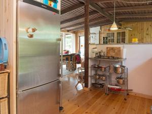 Nhà bếp/bếp nhỏ tại 4 person holiday home in Grenaa-By Traum +10 ảnh
