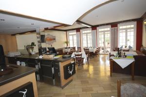 Ảnh trong thư viện ảnh của Hotel Restaurant Zum Jägerheim ở Braunschweig +13 ảnh