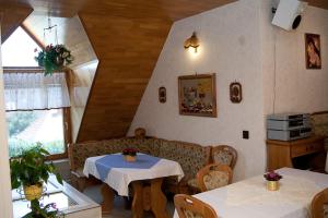 Posezení v ubytování Holp Vendégház