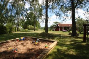 Aed väljaspool majutusasutust Hotell Paradis
