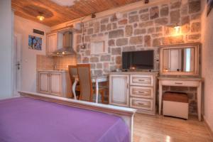 Gallery image of Piazza Apartments 1 in Petrovac na Moru