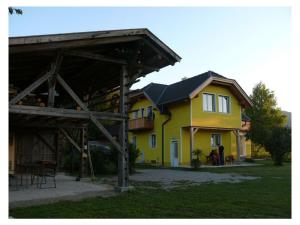 Gallery image of Holiday home Anna Comfortable Vacation Home in Faak am See