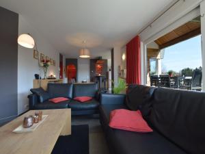 Χώρος καθιστικού στο Robertville Lakeview Escape +32 φωτογραφίες