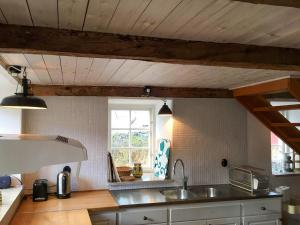 Fotografie z fotogalerie ubytování Traditional Farmhouse By Lake Dämba On Fårö v destinaci Farö