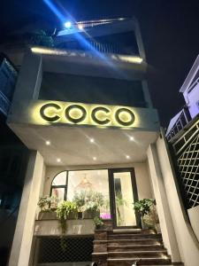ダラットにあるCOCO HOUSE Bùi Thị Xuân, Đà Lạtの店頭の灯り台