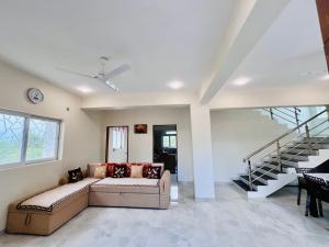 Fotografie z fotogalerie ubytování Krushnai Villa - Neral v destinaci Vangani + 22 fotografií