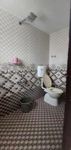 ห้องน้ำของ Hotel O Royal Galaxy