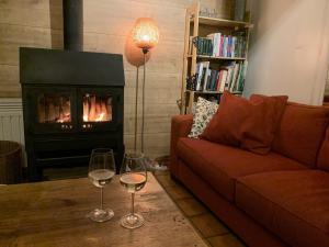 Χώρος καθιστικού στο Bungalow with View near Coo