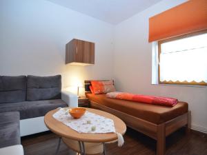 Χώρος καθιστικού στο Gemütliche Ferienwohnung, Lechbruck +16 φωτογραφίες