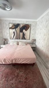 En eller flere senge i et værelse på SUL MARE + 7 billeder