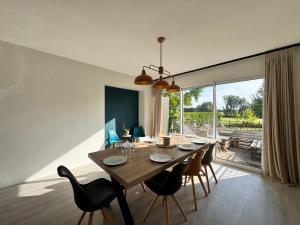 Χώρος καθιστικού στο Le Relais des Pilotes - Proche circuit - 12 pers