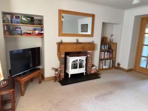 Et tv og/eller underholdning på Mary Cottage