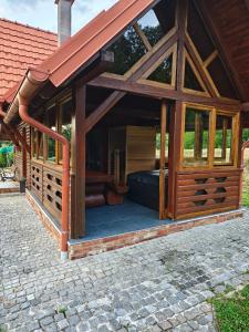 Budova, kde se apartmán nachází