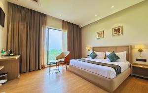 Postel nebo postele na pokoji v ubytování Maribella Hotel & Resort By iO Hotels + 10 fotografií
