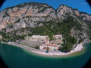Φωτογραφία από το άλμπουμ του Apartments in Tignale - Gardasee 36094 σε Olzano