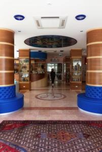 Lobby alebo recepcia v ubytovaní Hotel Arizona + 37 fotografií
