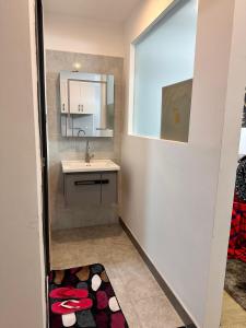 Un baño de GWAGON Nest