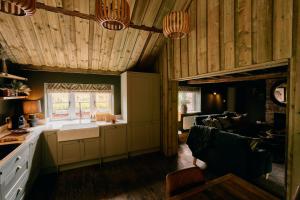 Køkken eller tekøkken på Boutique Country Cottage