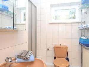 Bilik mandi di Gemütliche Wohnung in Flussnähe in Regen Bayern