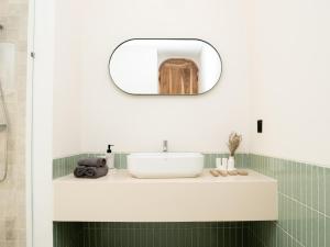 Koupelna v ubytování Aquae Villas - Solana - Mediterranean Elegance-1 bdr Kuta Lombok