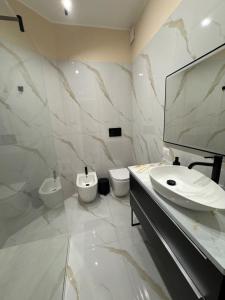 Ένα μπάνιο στο Casa Clara Vista Mare & Design