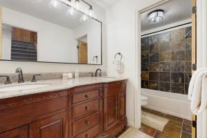 Ένα μπάνιο στο Marsac Manor +93 φωτογραφίες