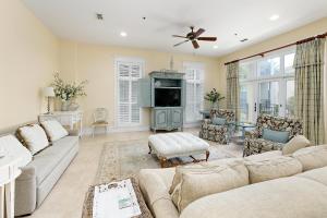 Χώρος καθιστικού στο Sea Point #108