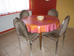 Φωτογραφία από το άλμπουμ του Apartment in Ondenval near Malmedy σε Waimes +17 φωτογραφίες
